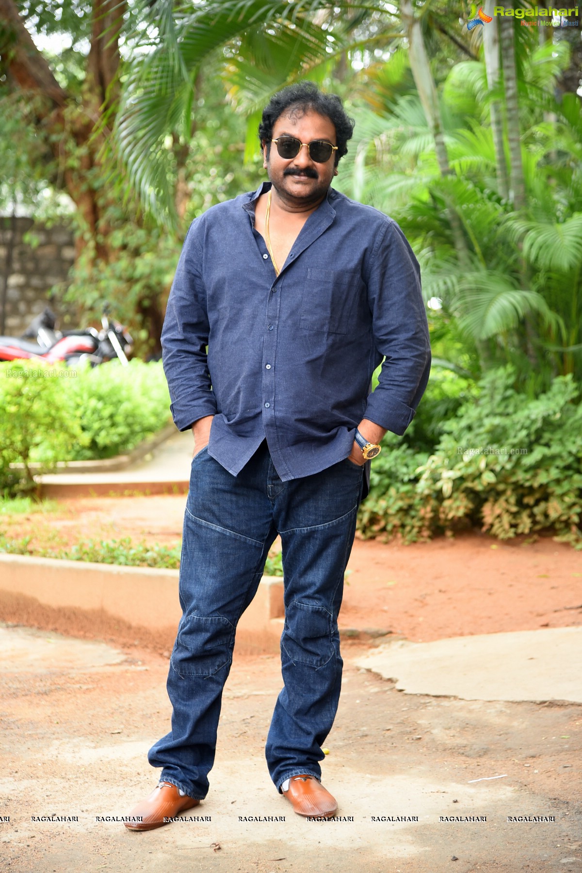 Director VV vinayak at Rakshasudu Press Meet