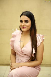 Nikitha Chaturvedi at Spencer's Offers Launch