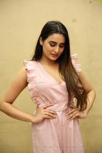 Nikitha Chaturvedi at Spencer's Offers Launch