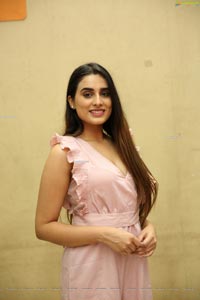 Nikitha Chaturvedi at Spencer's Offers Launch