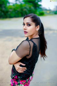 Rashmi Gautam Latest Photoshoot Images