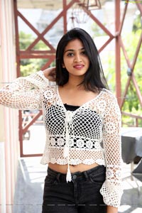 Vakshika Latha at Creamy Tub Ice Creams Launch