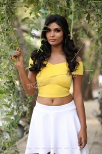 Bhavni Naidu T in Yellow Wrap Crop Top