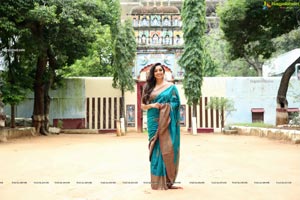 Rithu Manthra in Teal Blue Saree