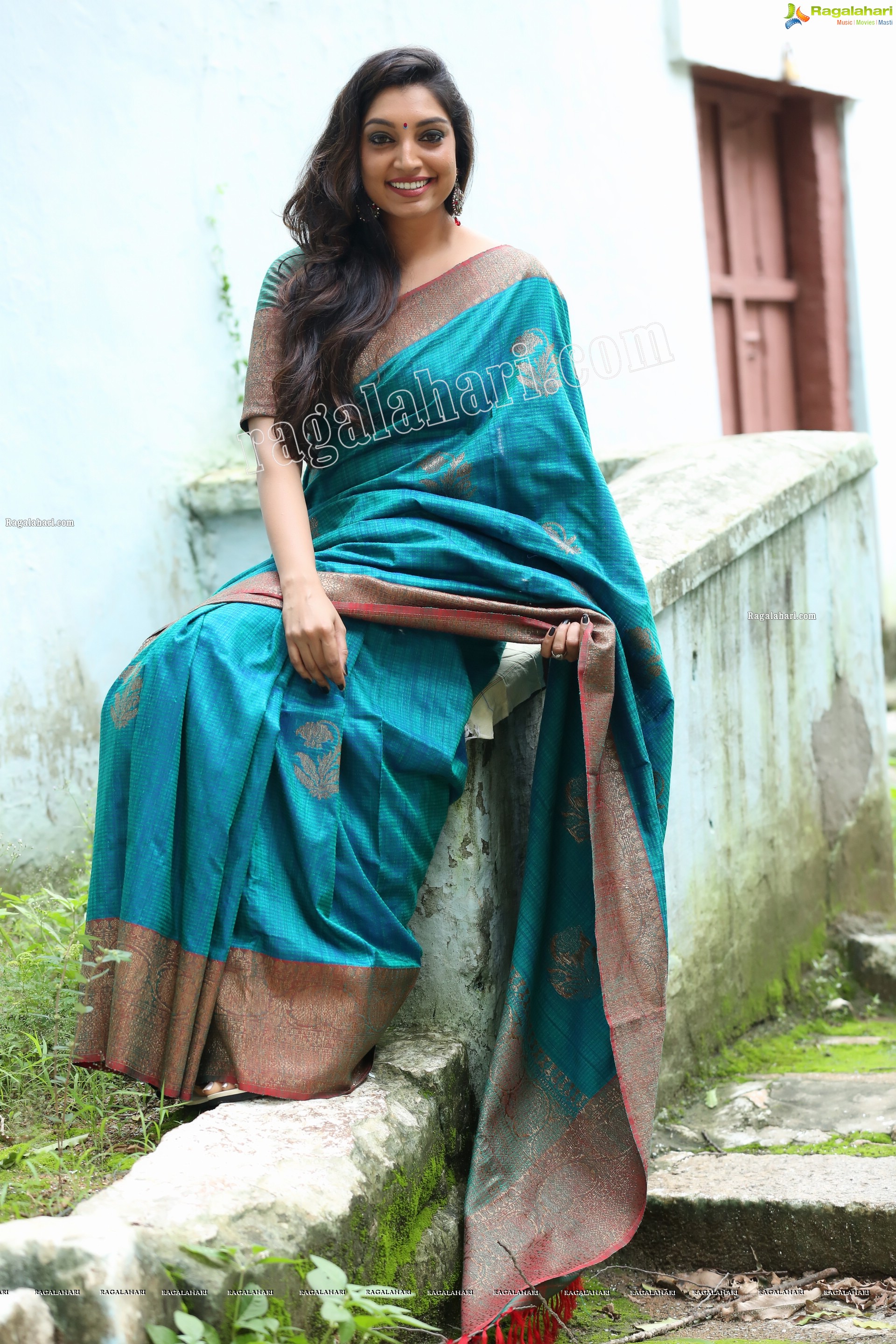 Rithu Manthra in Teal Blue Saree Exclusive Photo Shoot