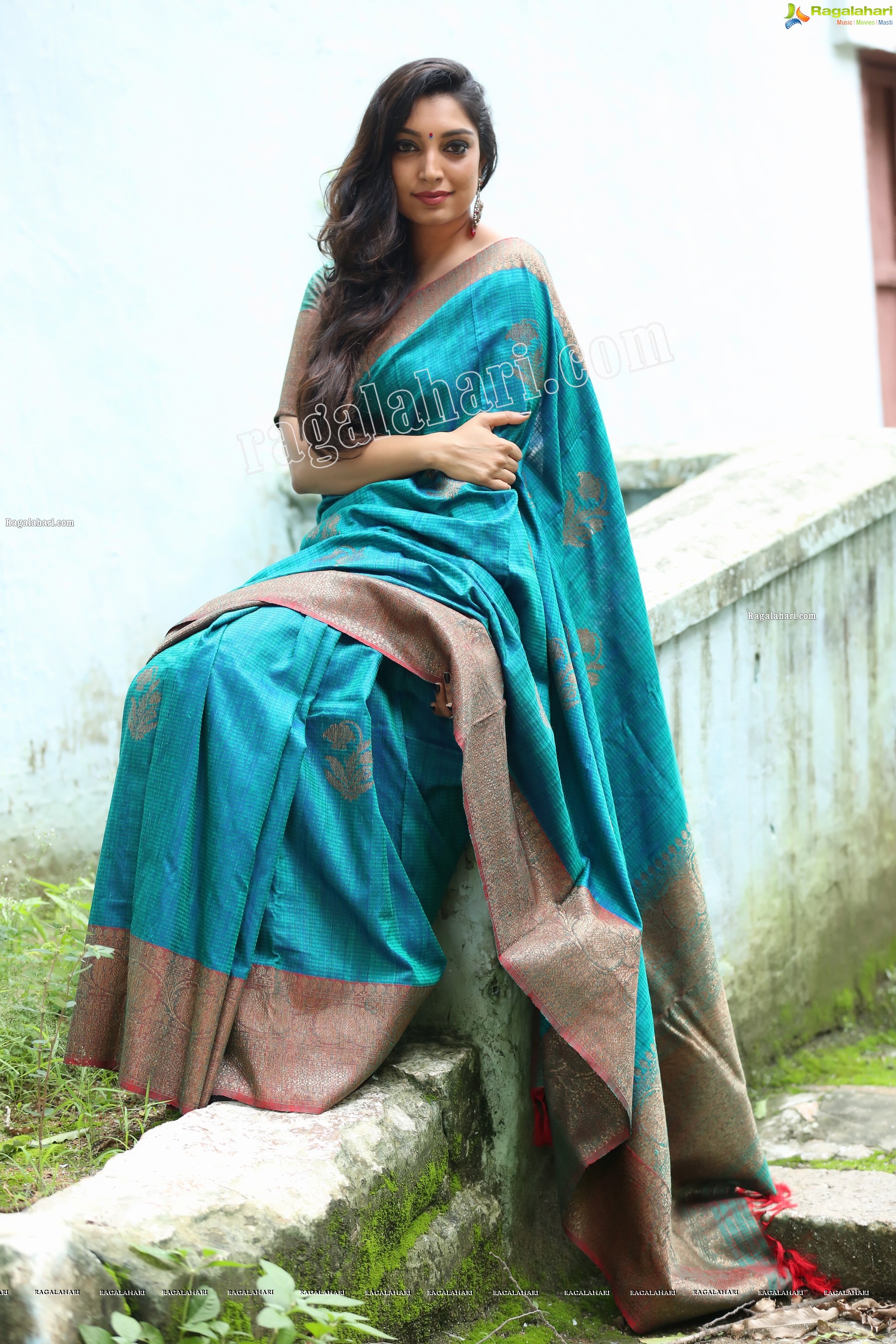 Rithu Manthra in Teal Blue Saree Exclusive Photo Shoot