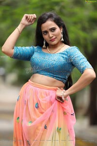 VJ Jaanu in Pink & Blue Lehenga Choli