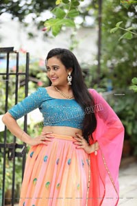 VJ Jaanu in Pink & Blue Lehenga Choli