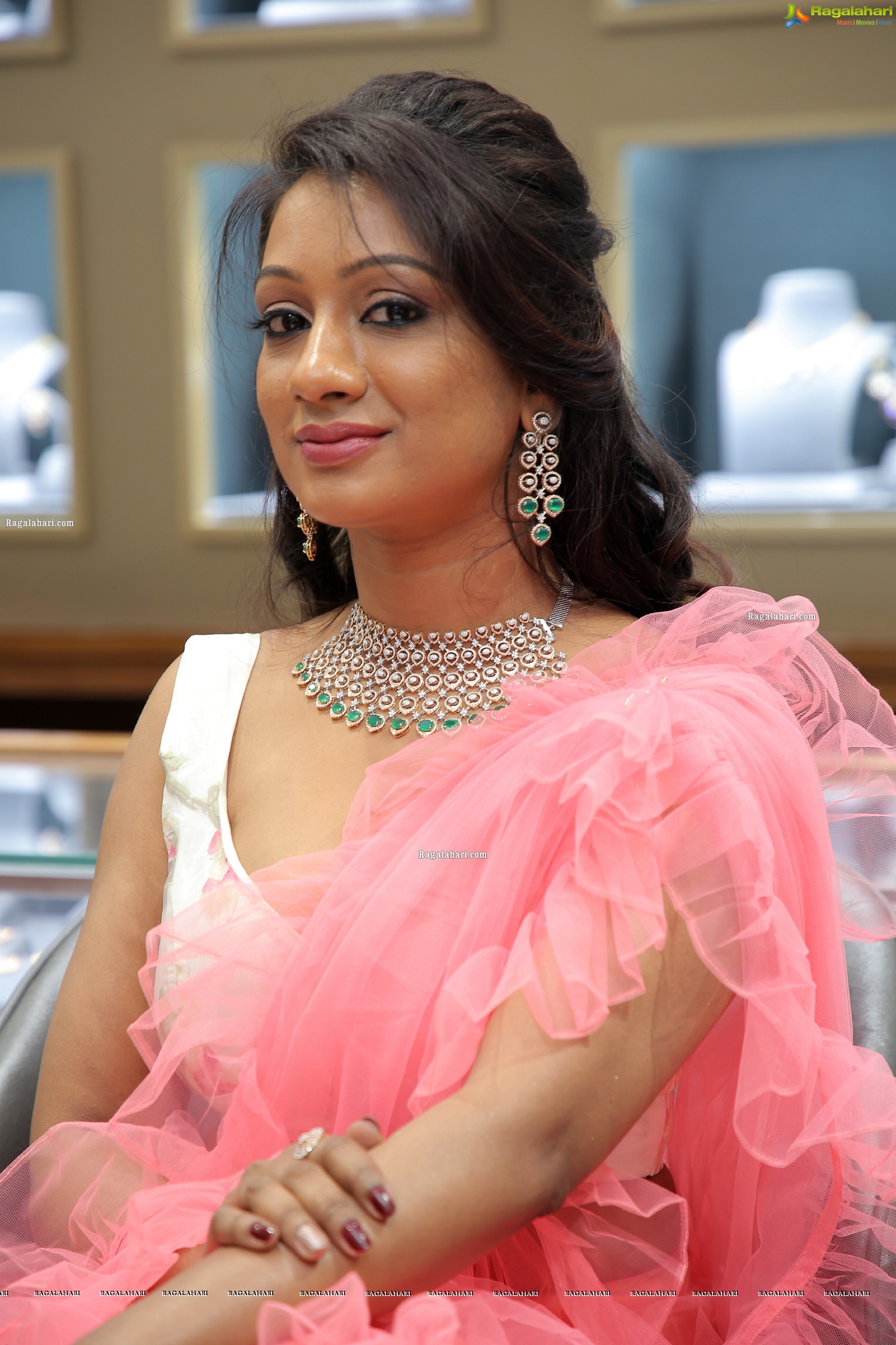 Chaithanya Priya Showcases Malbar Gold & Diamonds ‘Mine’ Diamond Jewellery Collection