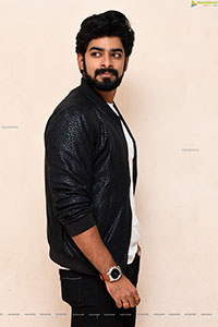Deekshith Shetty at Dia Movie Pre-Release Event