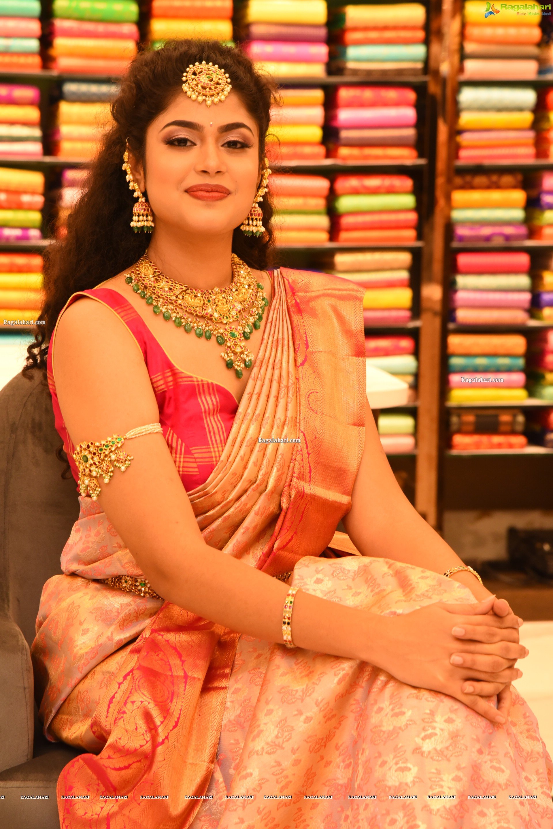 Faria Abdullah at Mandir Shopping Mall Launch, HD Photo Gallery