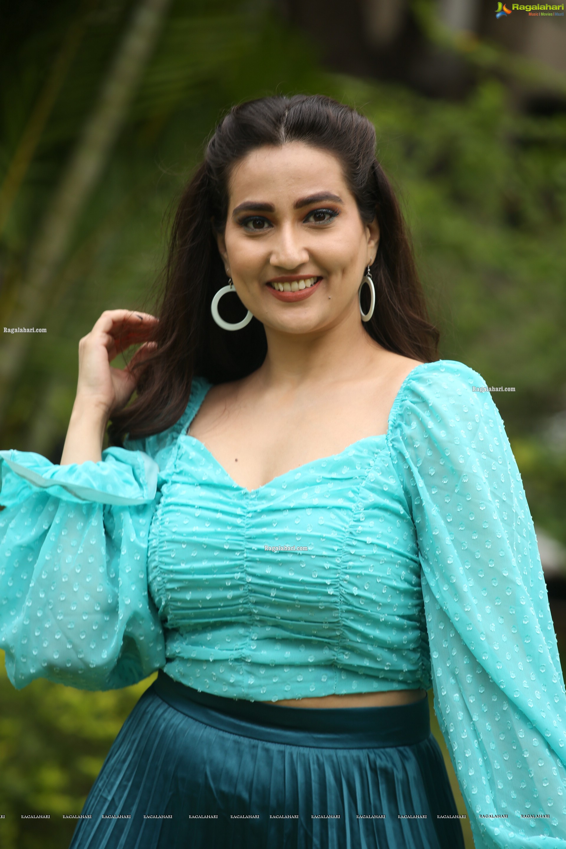 Manjusha at Induvadana Movie Teaser Launch, HD Photo Gallery