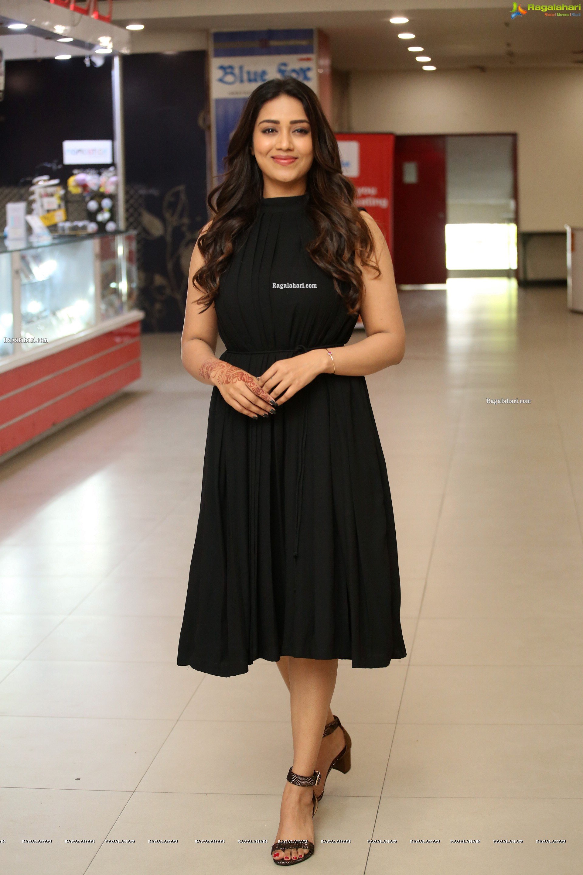 Nivetha Pethuraj at Paagal Movie Success Meet, HD Photo Gallery