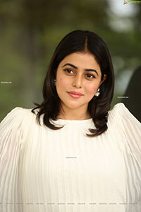 Poorna at Sundari Movie Press Meet