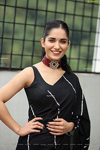 Ruhani Sharma at Nootokka Jillala Andagadu Movie Interview