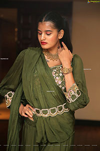 Sindhu Manthri in Olive Green Lehenga