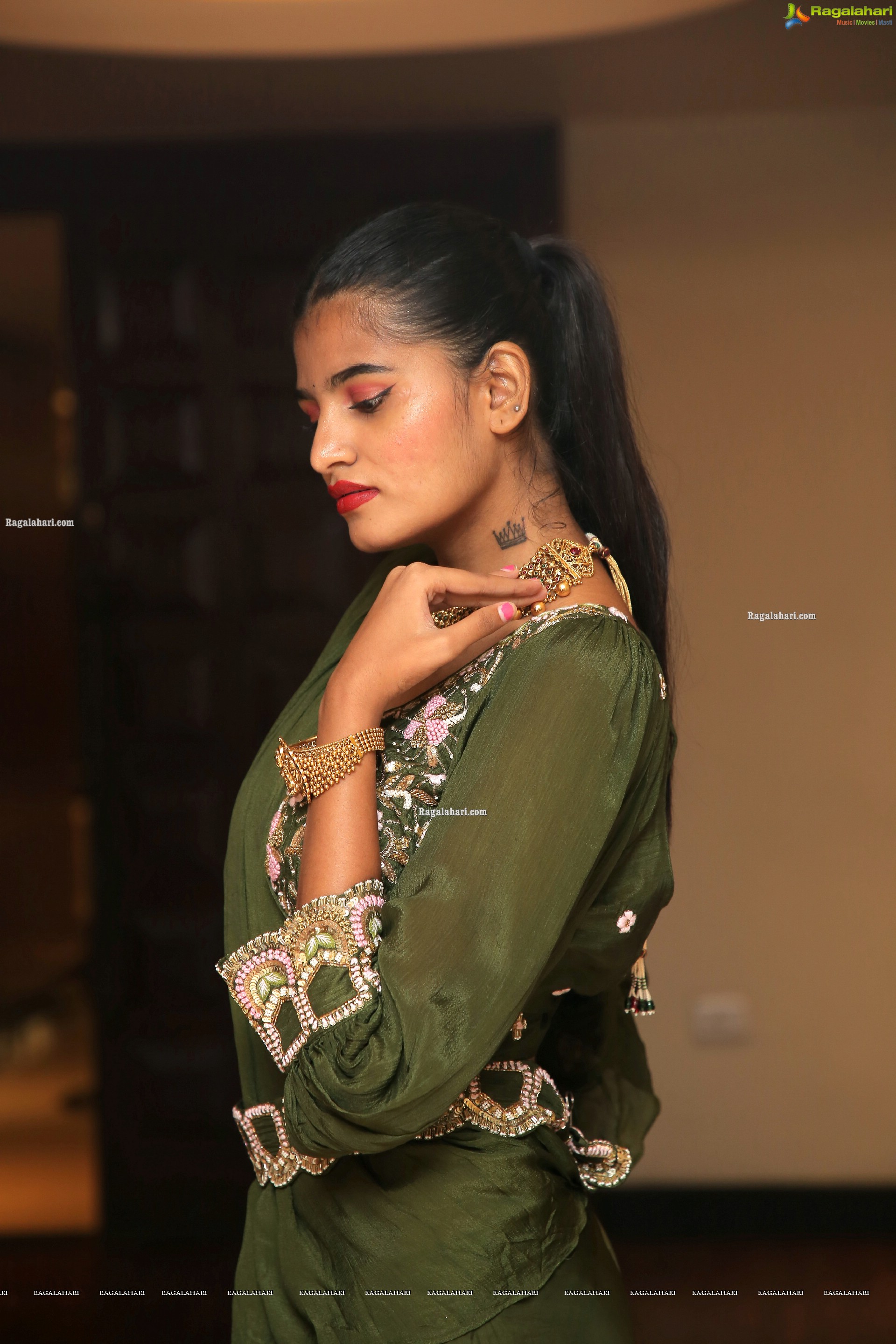 Sindhu Manthri in Olive Green Lehenga, HD Photo Gallery