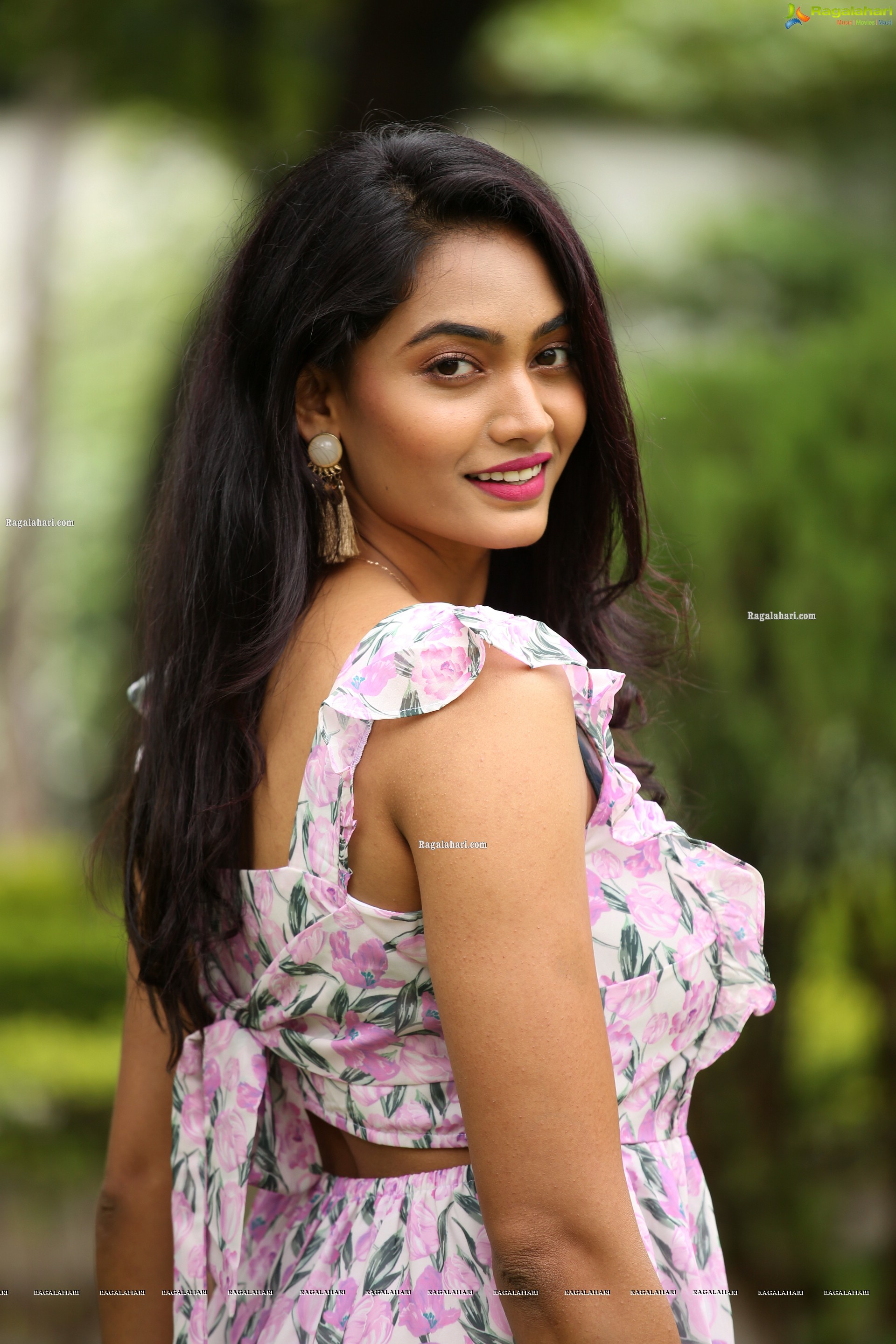 Spandana Palli at Mad Movie Press Meet, HD Photo Gallery