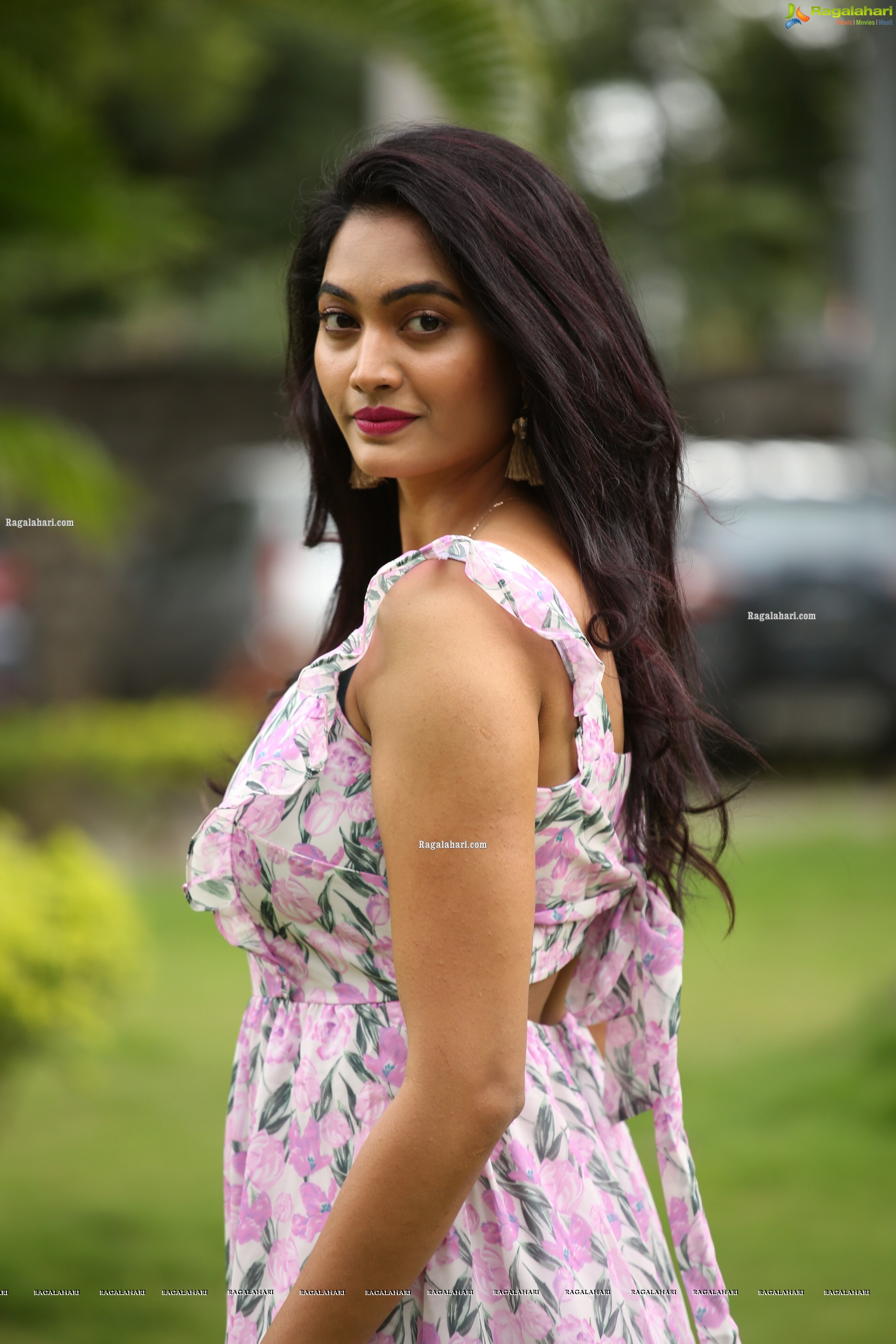 Spandana Palli at Mad Movie Press Meet, HD Photo Gallery