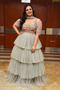 Sreemukhi at Crazy Uncles Movie Pre-Release Event