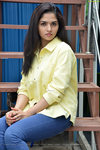 Sunaina at Raja Raja Chora Movie Interview