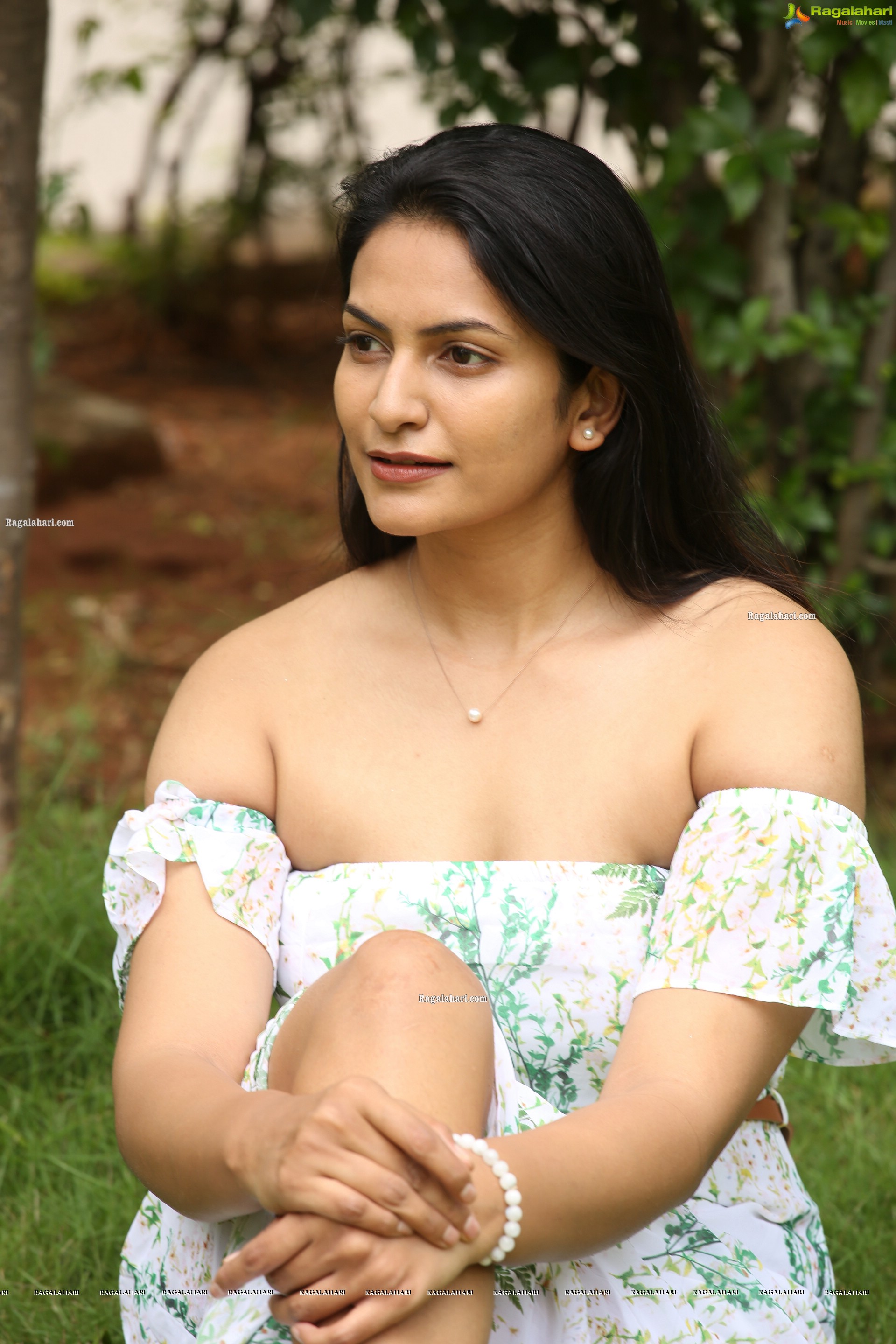 Swetha Varma at Mad Movie Press Meet, HD Photo Gallery