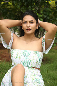 Swetha Varma at Mad Movie Press Meet