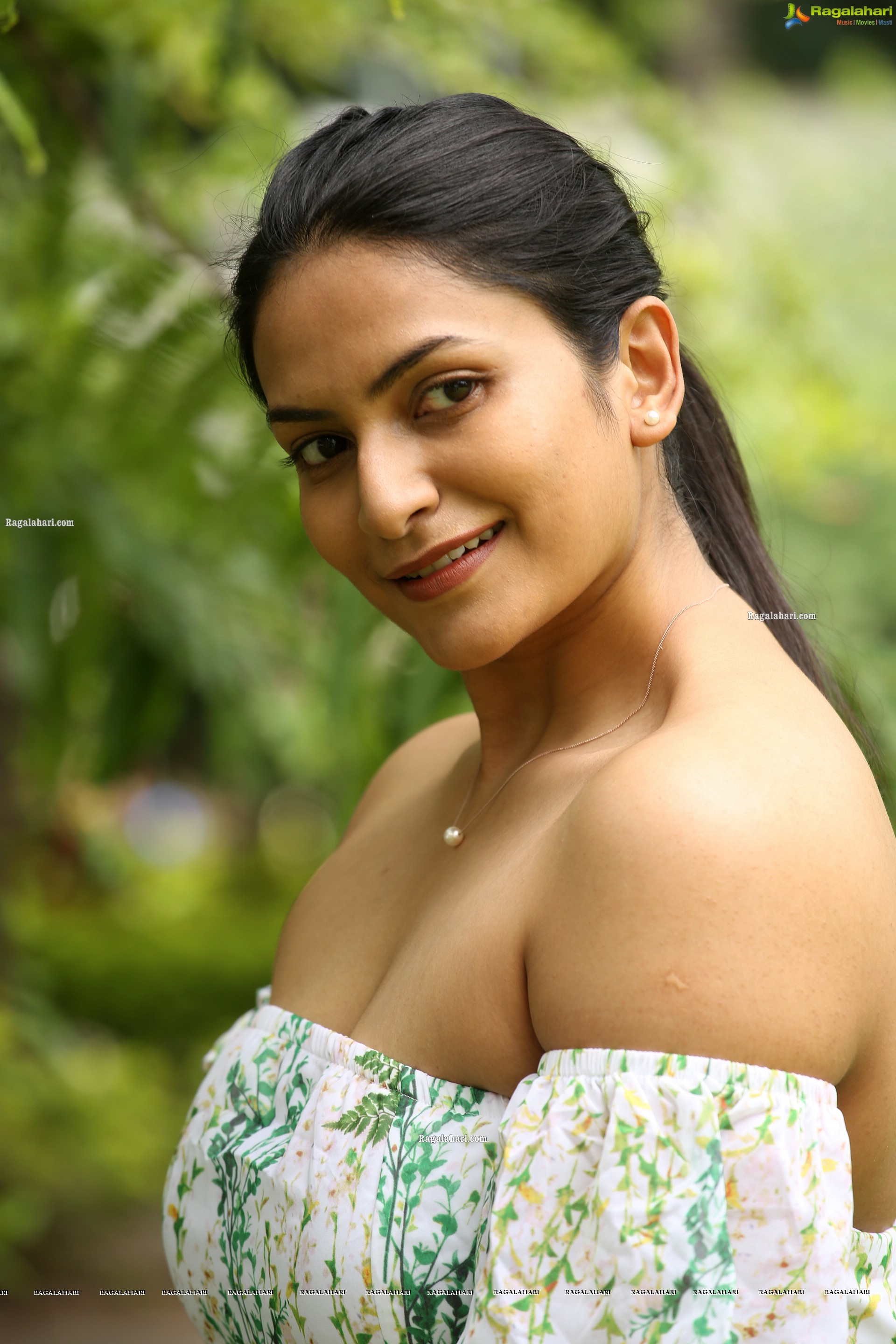 Swetha Varma at Mad Movie Press Meet, HD Photo Gallery