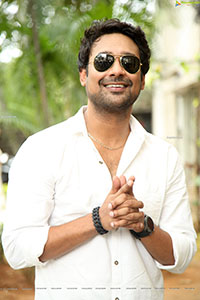 Varun Sandesh at Induvadana Teaser launch