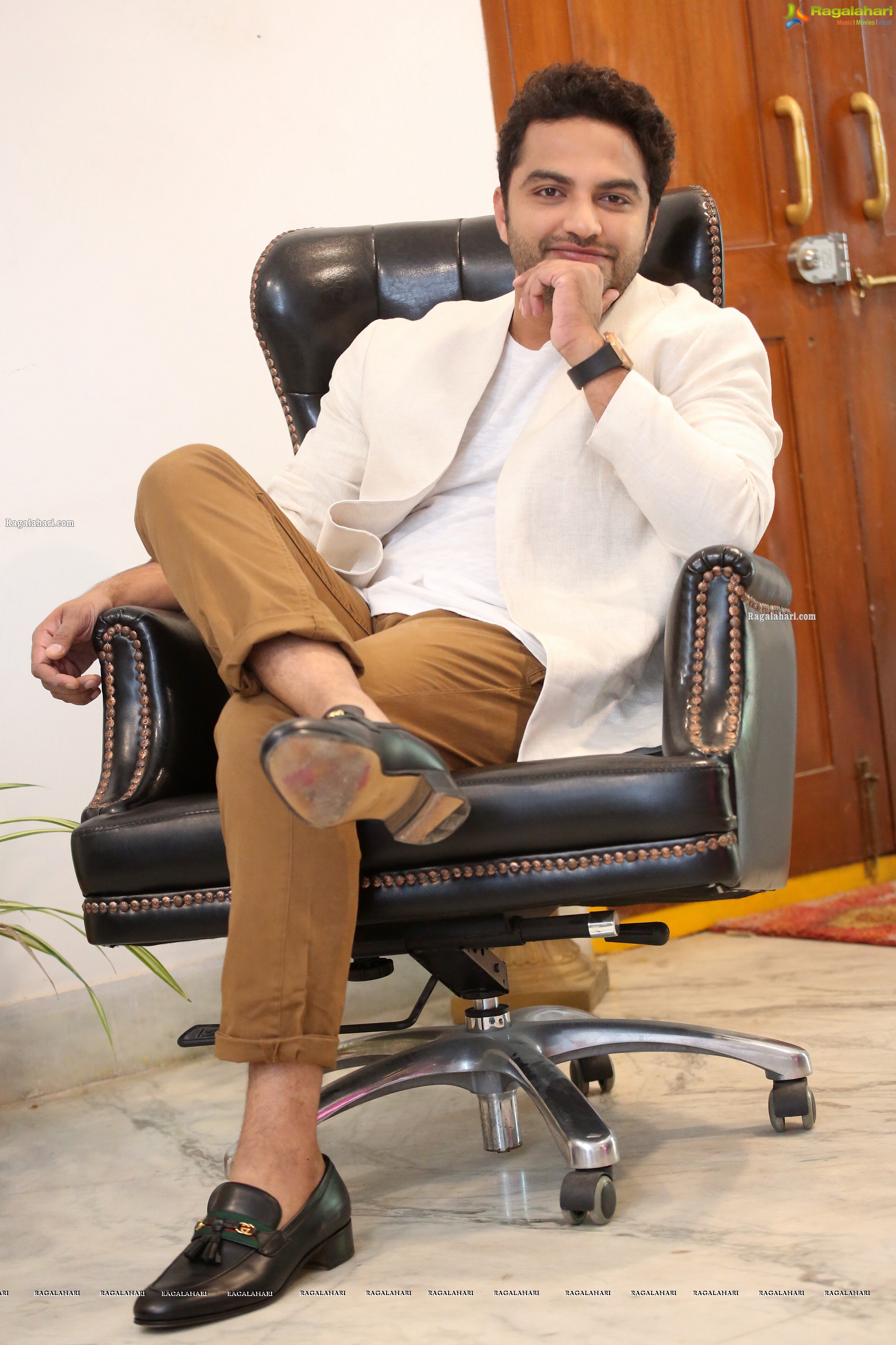 Vishwak Sen at Paagal Movie Interview, HD Photo Gallery