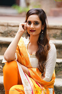 Dhriti Patel in Off White Churidar