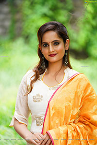 Dhriti Patel in Off White Churidar