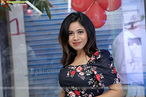 Ananya Tanu at Vishal Peripherals Store Launch