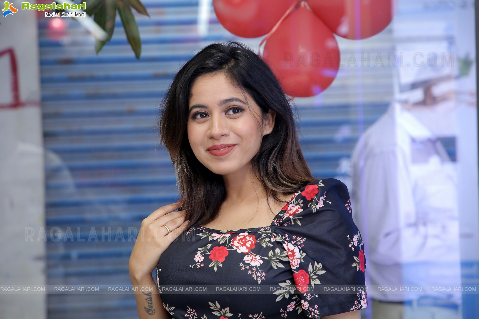 Ananya Tanu at Vishal Peripherals Store Launch, HD Photo Gallery