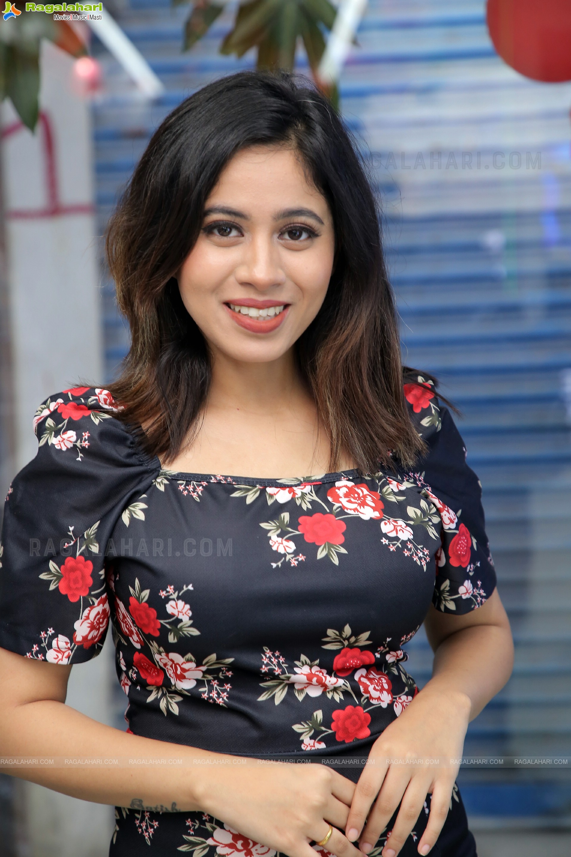 Ananya Tanu at Vishal Peripherals Store Launch, HD Photo Gallery