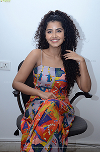 Anupama Parameswaran at Karthikeya 2 Interview