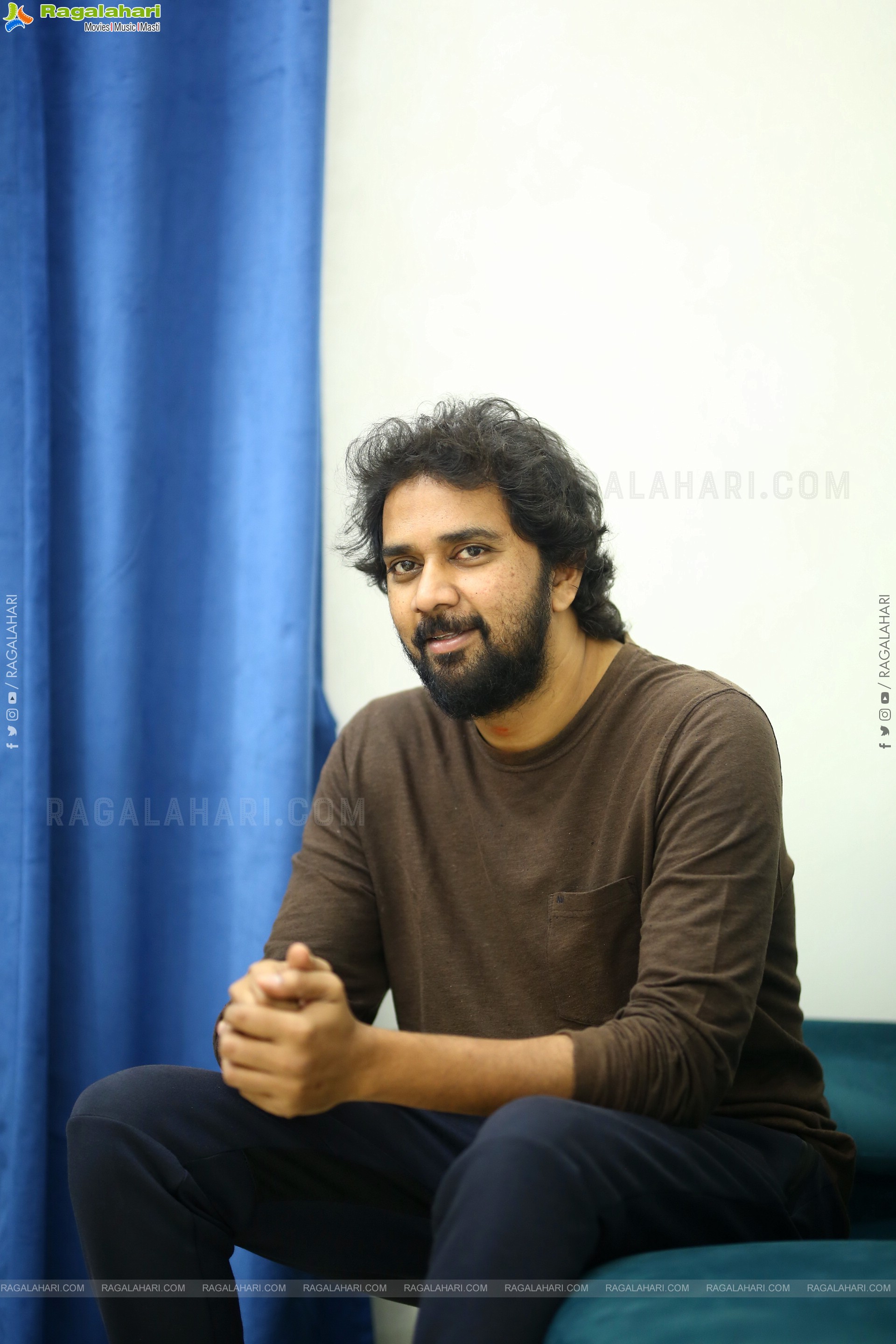 Director Chandoo Mondeti at Karthikeya 2 Movie Interview, HD Photo Gallery