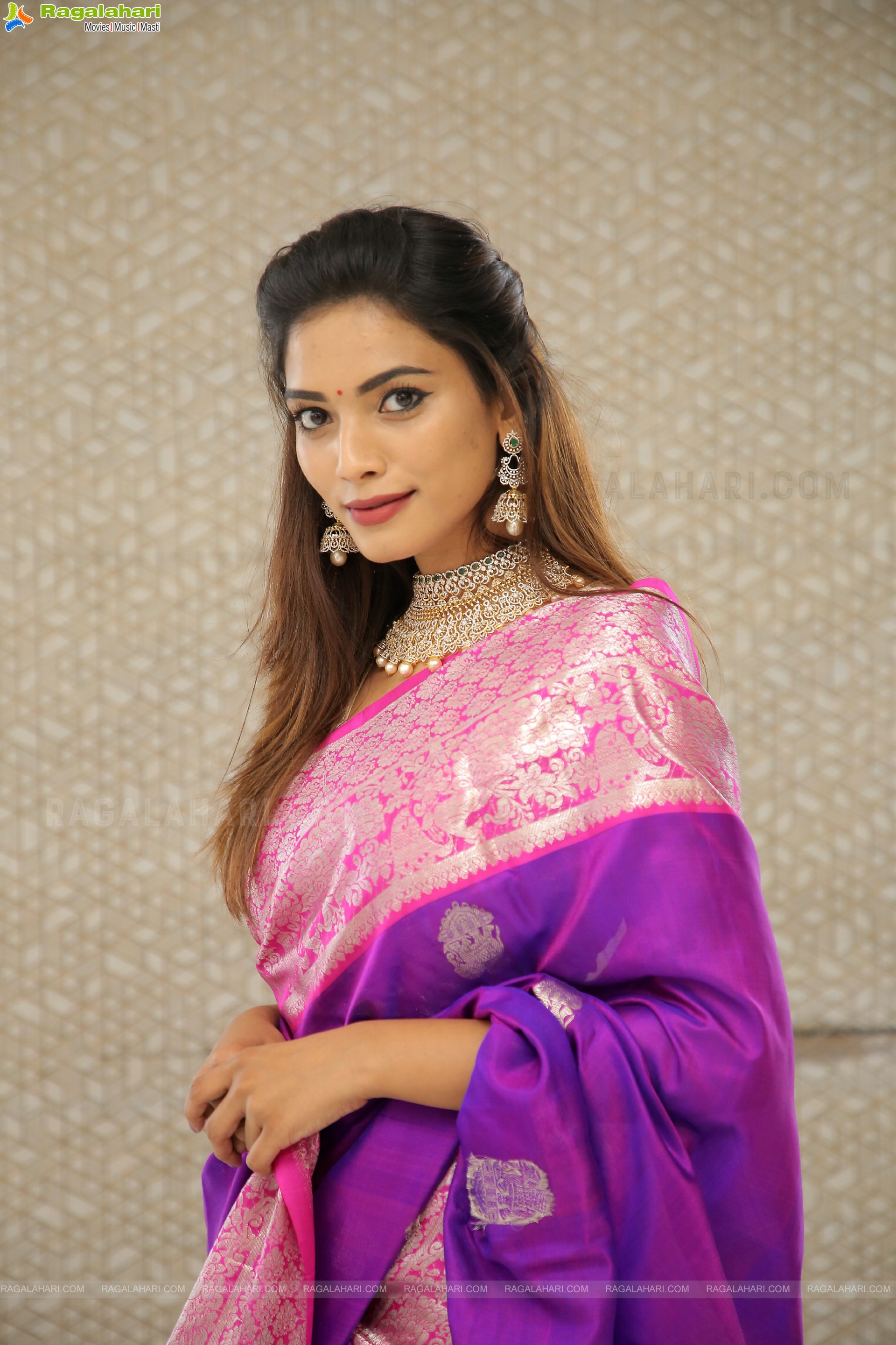 Harshini Balla Showcases a Collection of Sri Bhavani Jewels, HD Photo Gallery