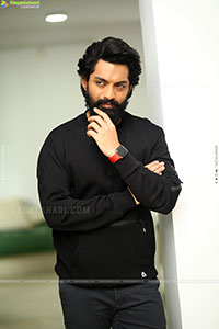 Kalyan Ram HD Photos 