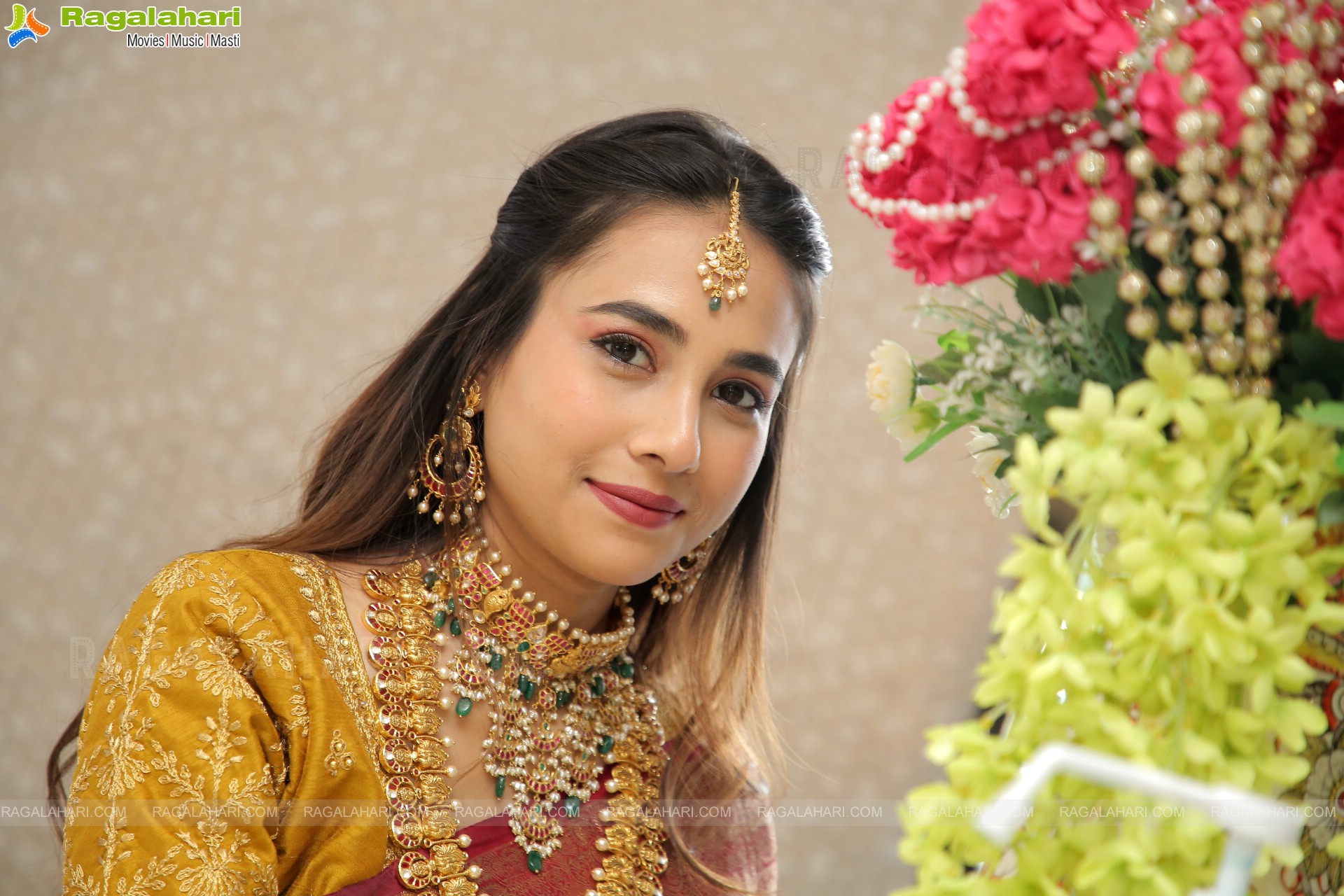 Nishat Shaik Poses With Jewellery, HD Photo Gallery