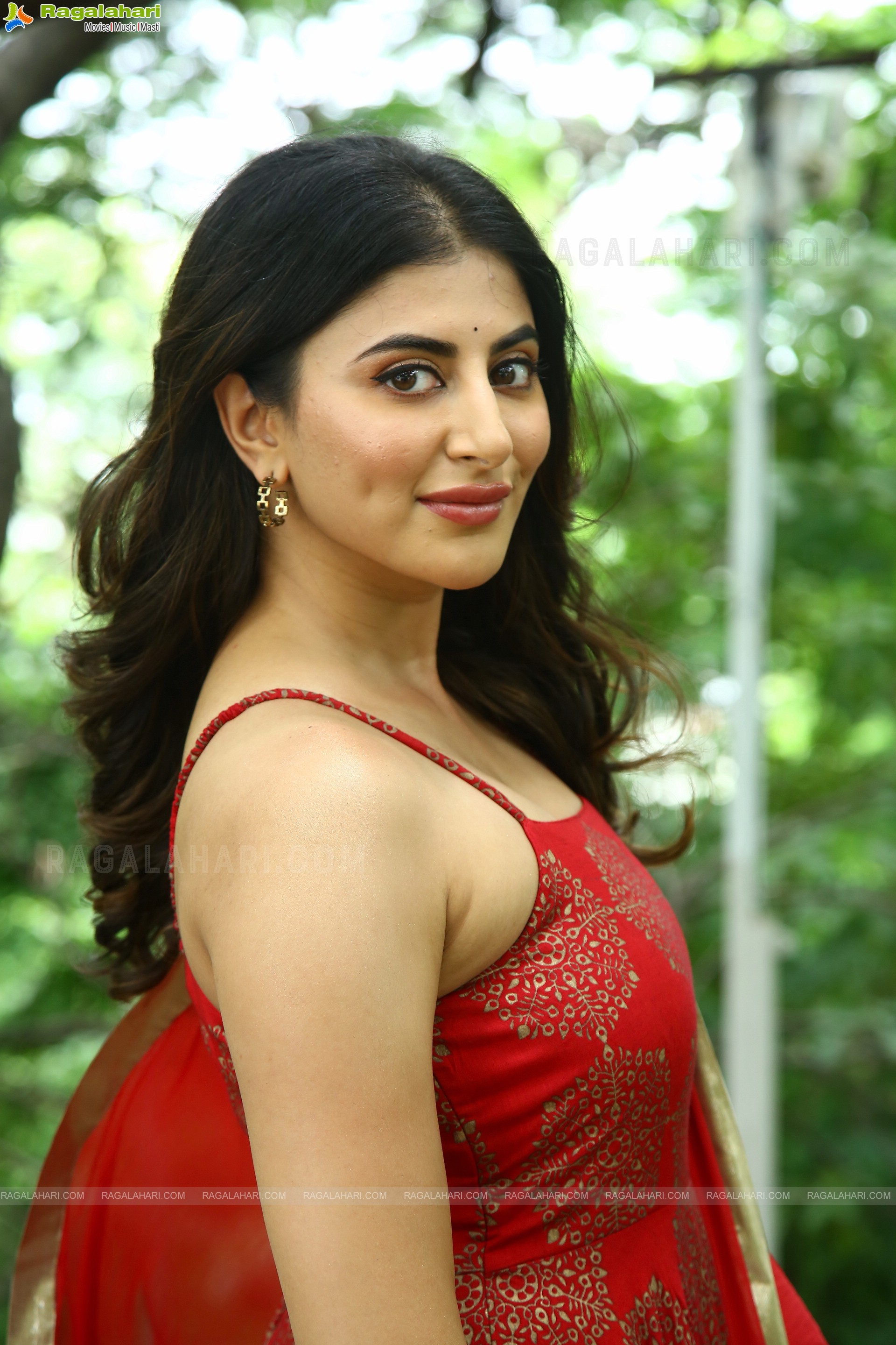 Shweta Avasthi at Dilwala Movie Opening, HD Photo Gallery