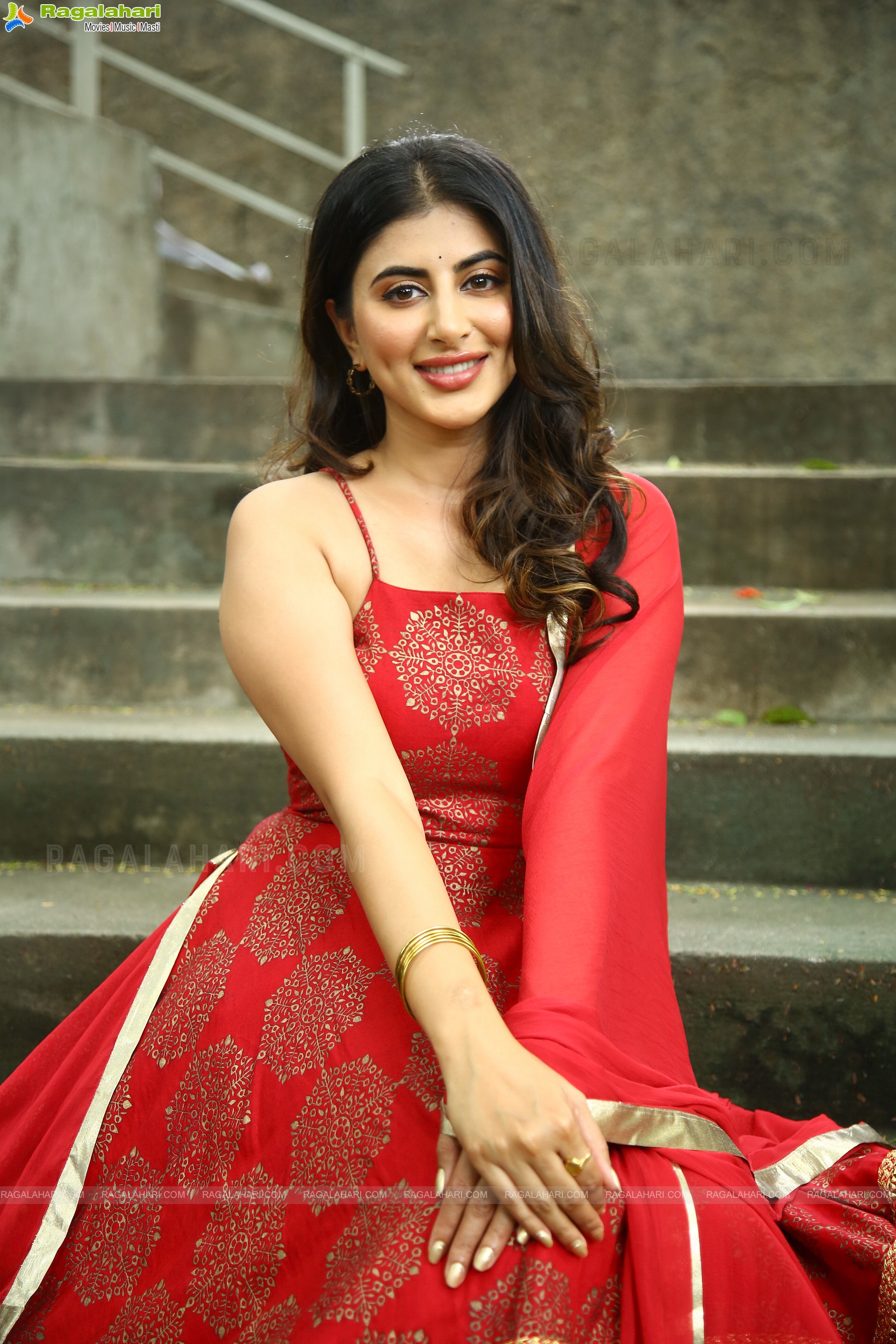 Shweta Avasthi at Dilwala Movie Opening, HD Photo Gallery