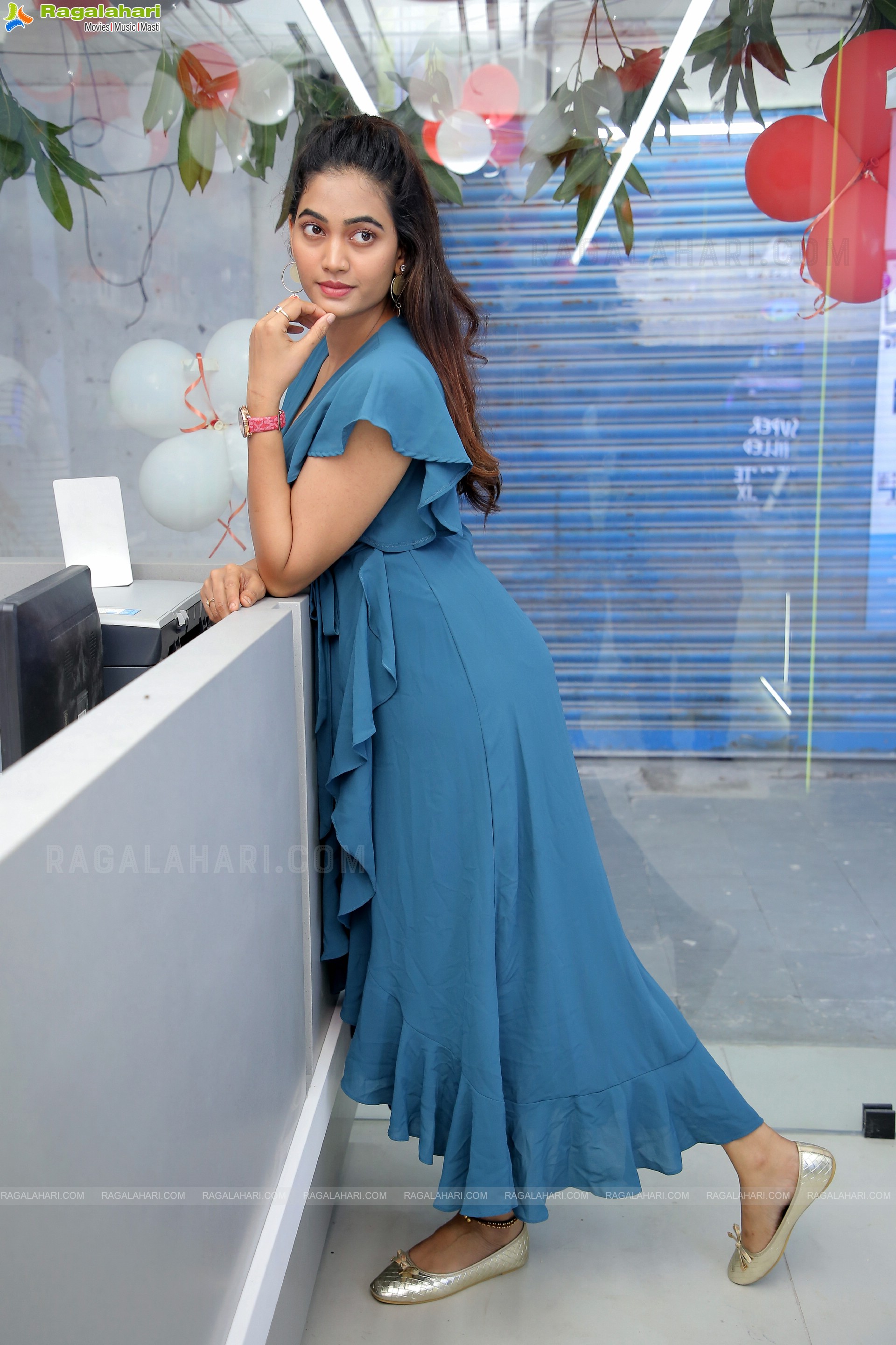 Spandana Palli at Vishal Peripherals Store Launch, HD Photo Gallery
