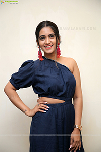 Sravanthi Chokarapu at Electri Expo 2022 Poster Launch