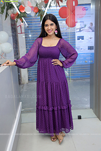 Sravanthi Chokarapu at Vishal Peripherals Store Launch