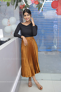 Srilekha at Vishal Peripherals Store Launch