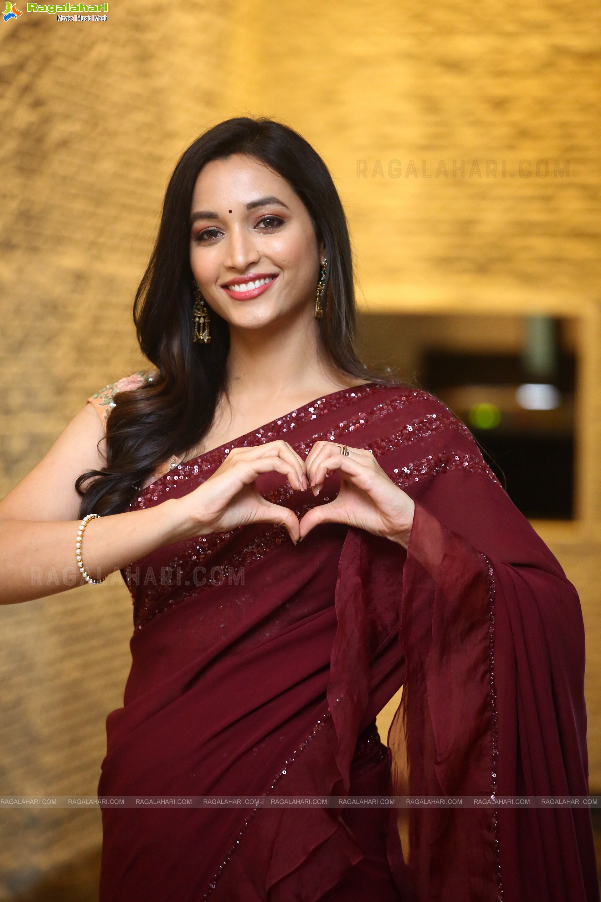 Srinidhi Shetty at Cobra Press Meet, HD Photo Gallery