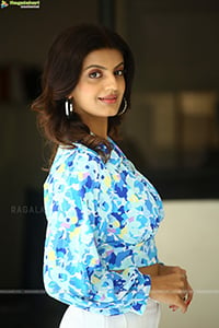 Tanishq Rajan at Commitment Pre-Release Event