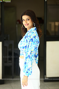 Tanishq Rajan at Commitment Pre-Release Event