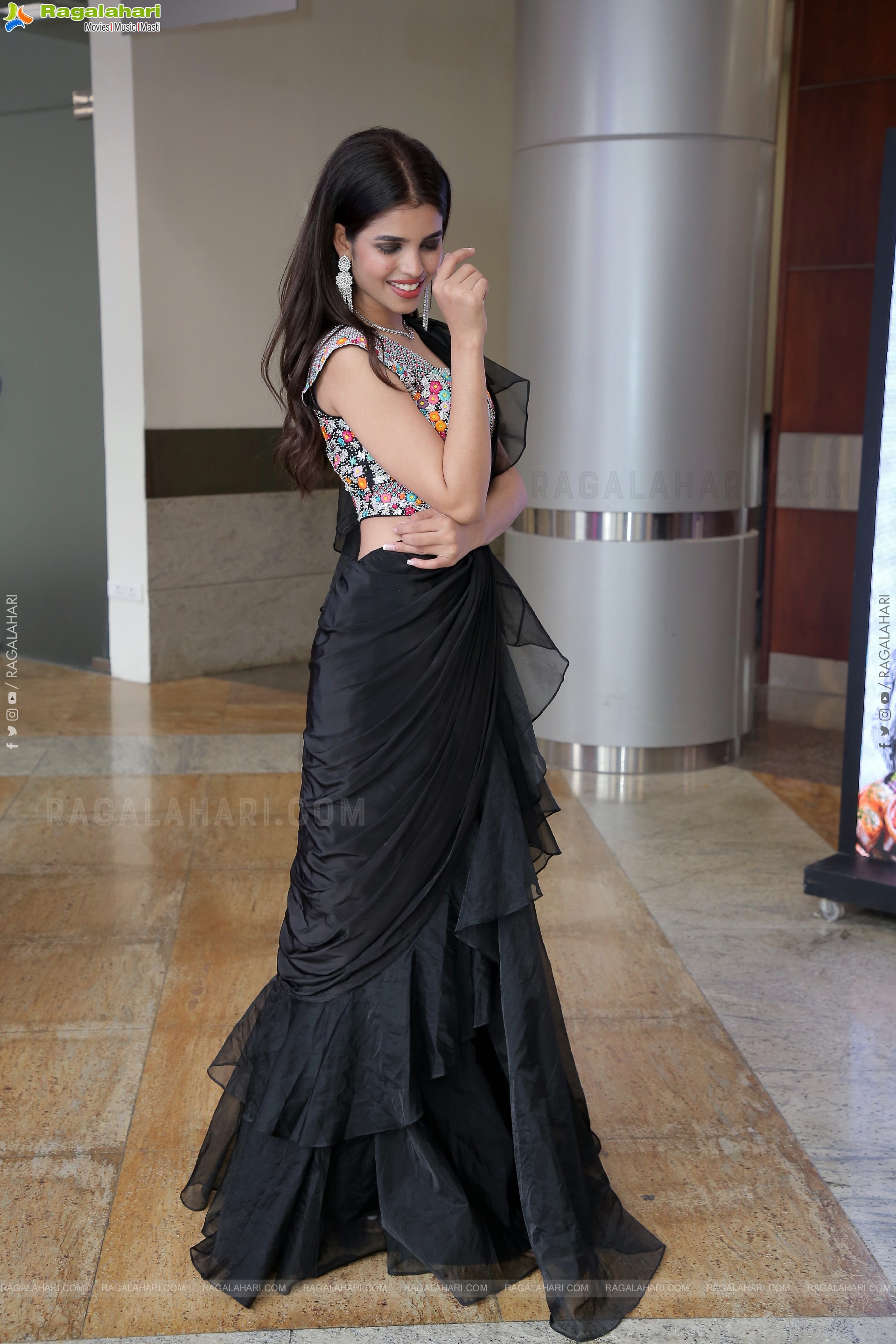 Urmila Chauhan in Black Ruffle Saree, HD Photo Gallery